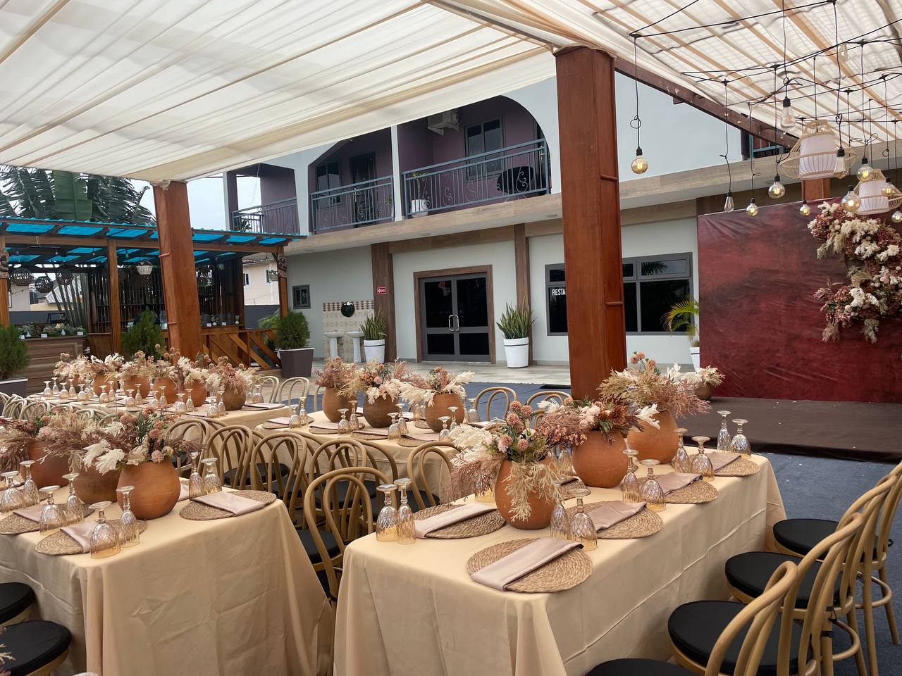 picture of a wedding event