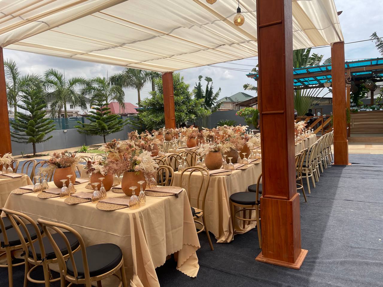 picture of a wedding event